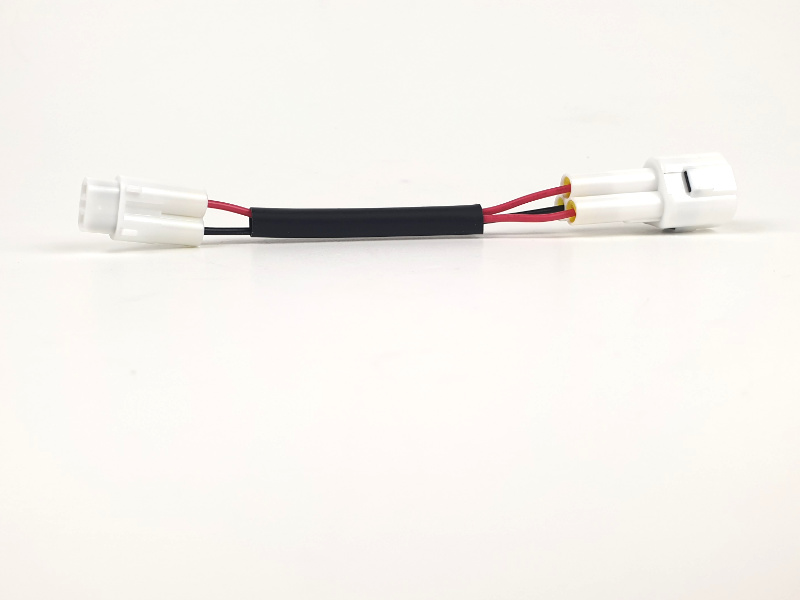 Yamaha Adapter Kabel zwei in drei polig